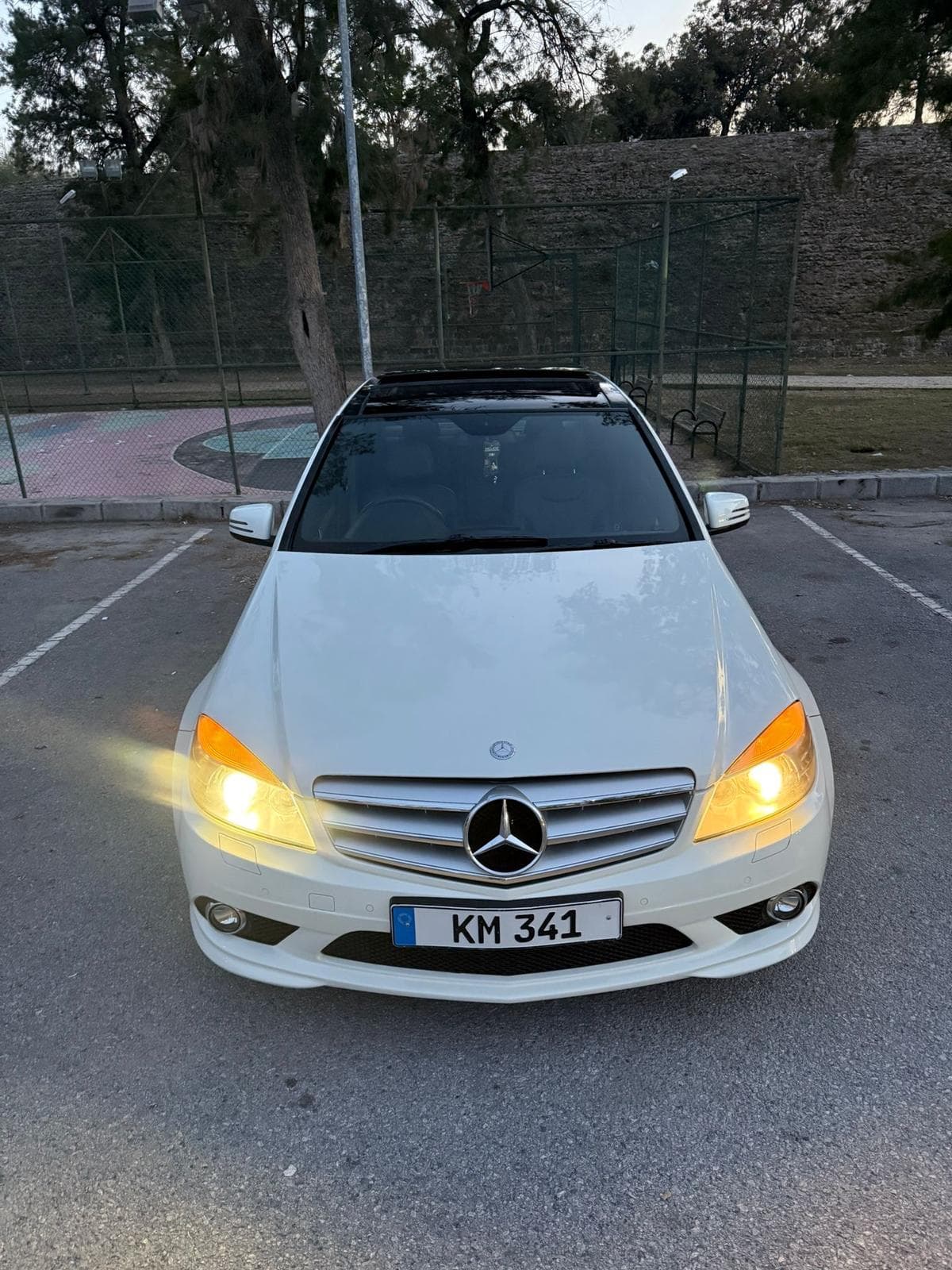 Mercedes c220 beyaz renk — görsel 1