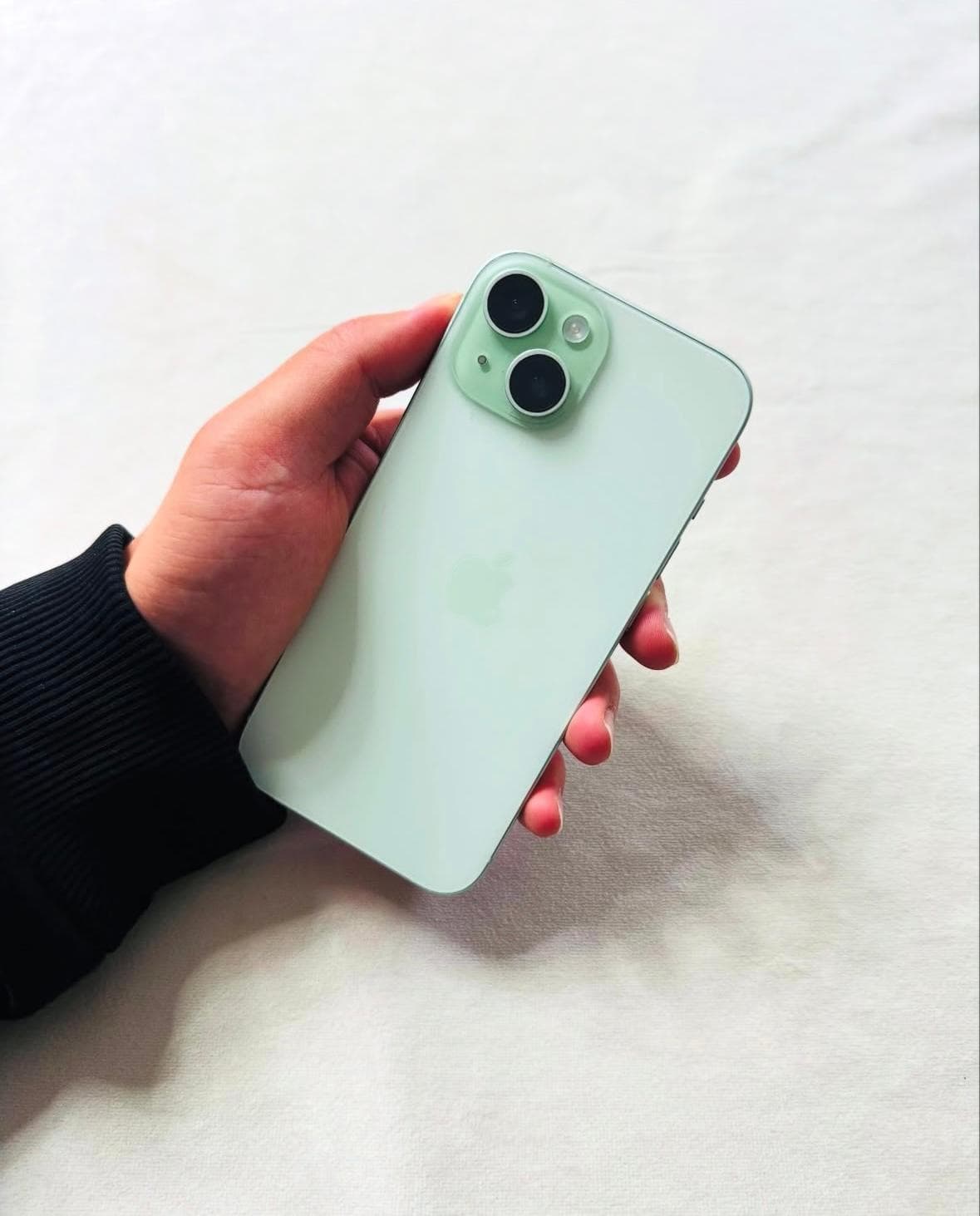 İPhone 15 *SATILDI