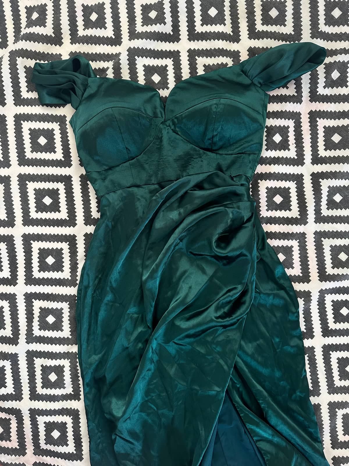 Özel dikim elbise — görsel 1