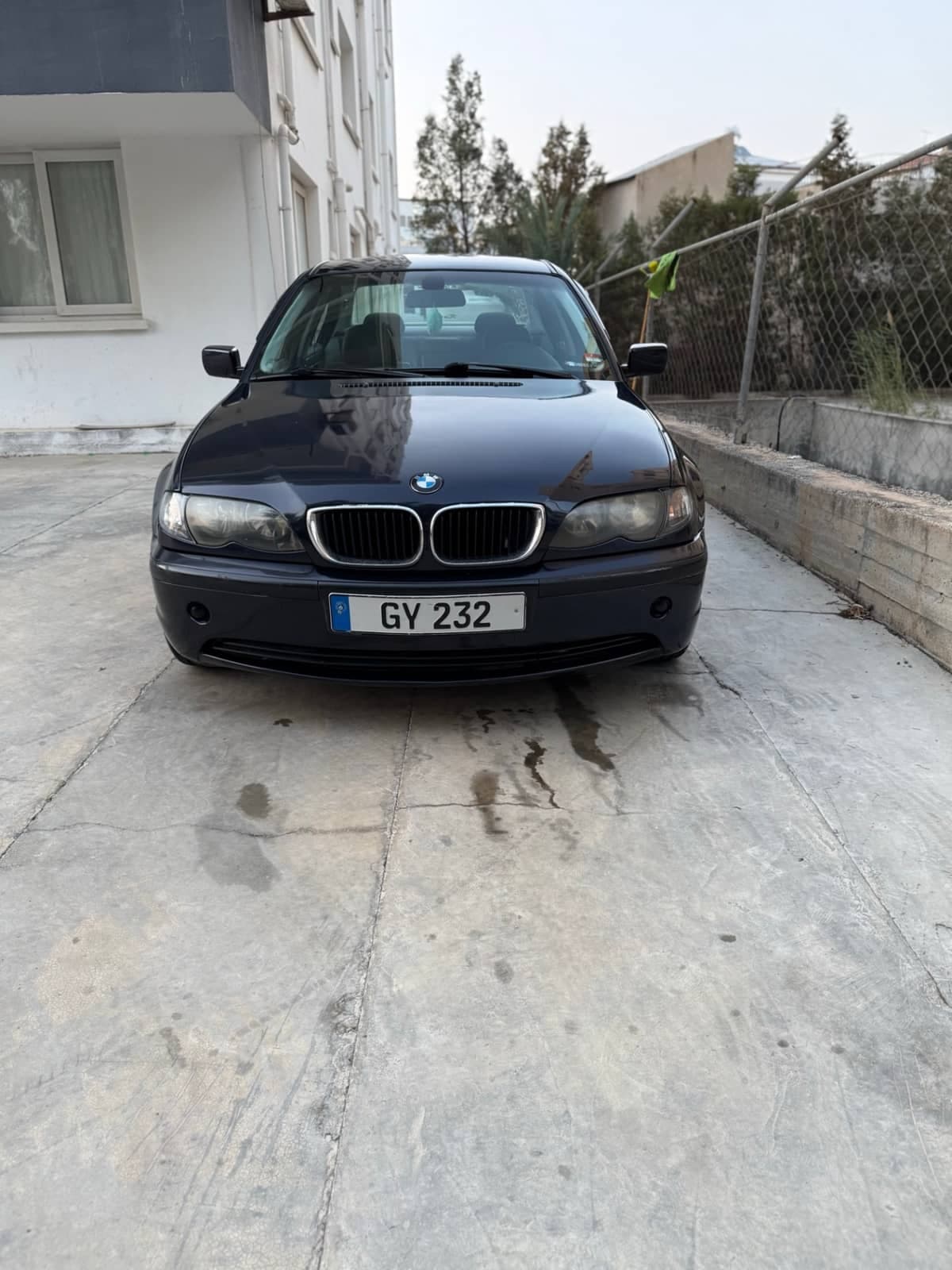 BMW 320i 2002 model — görsel 1