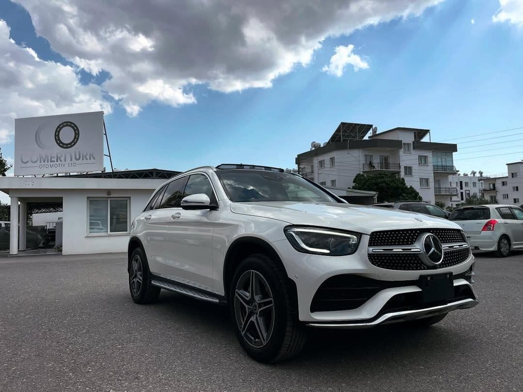 2023 Model Otomatik Mercedes - Benz GLC — görsel 1