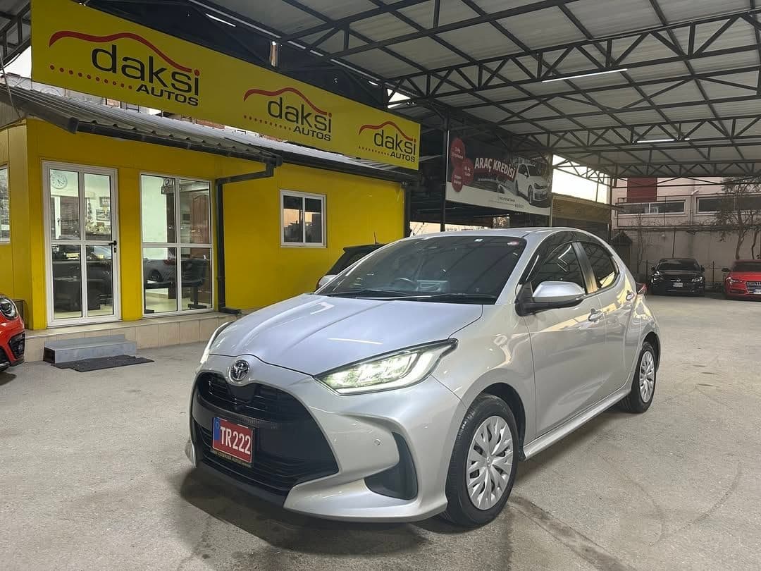 2022 Model Otomatik Toyota Yaris — görsel 1