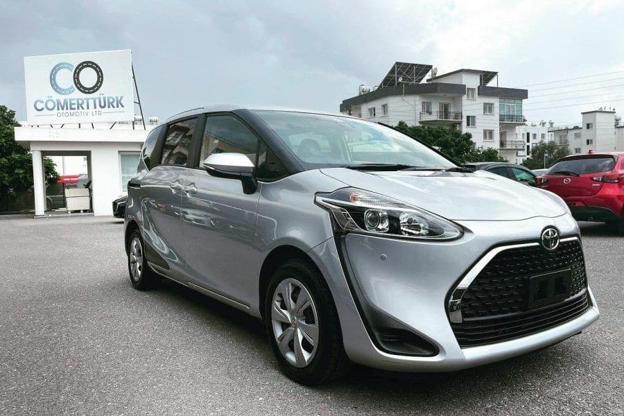 2019 Model Otomatik Toyota Sienta — görsel 1