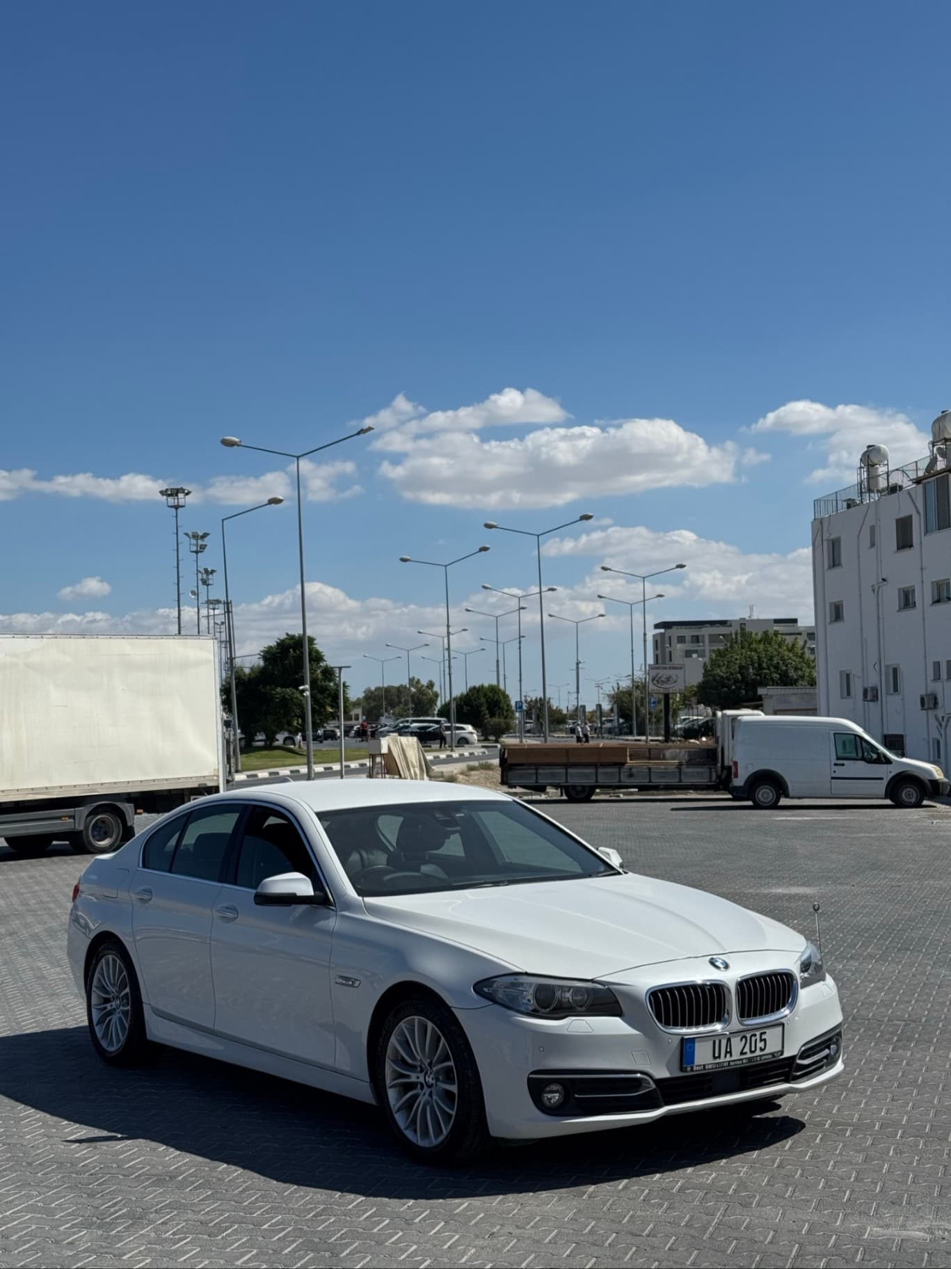 BMW 523d 2016