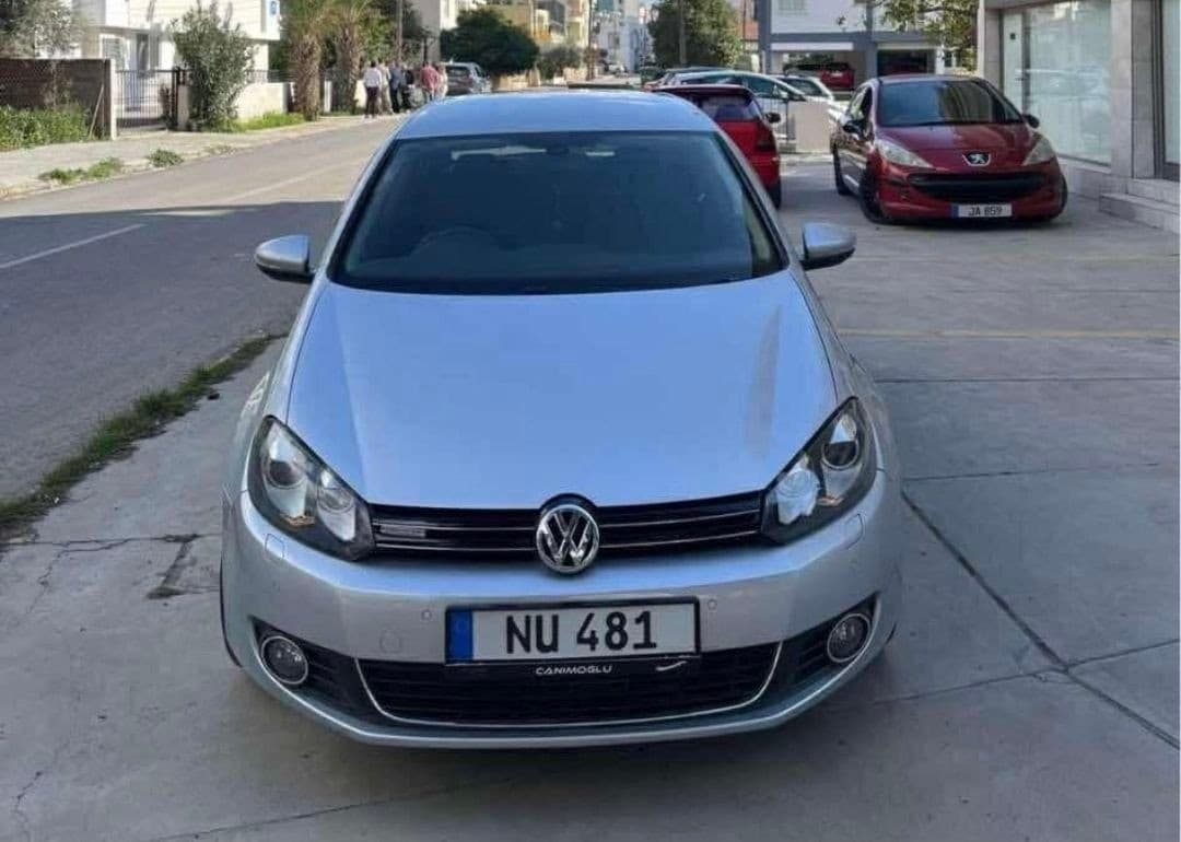 Volkswagen Golf 2011 — görsel 1