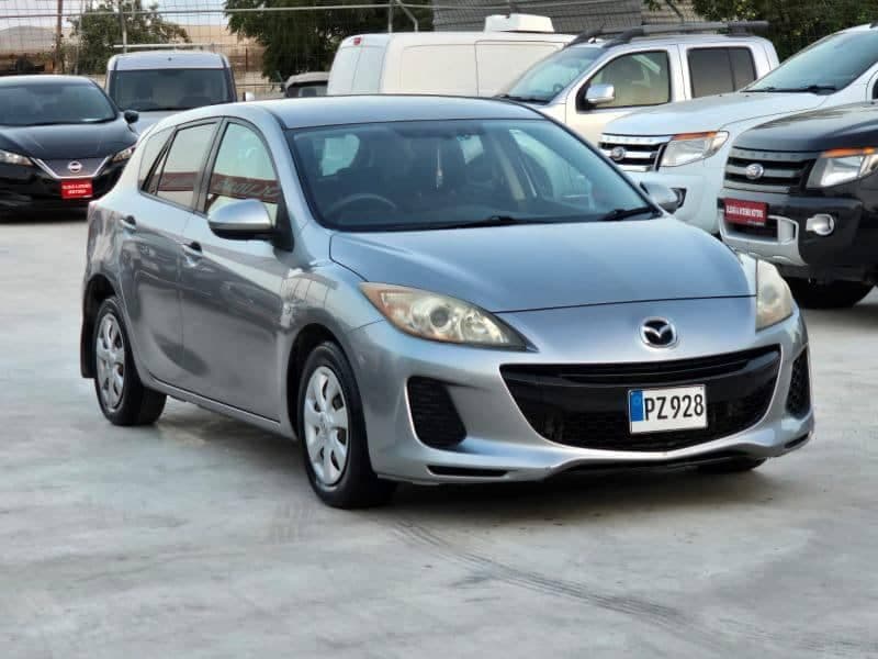 Mazda Axela 2013 — görsel 1