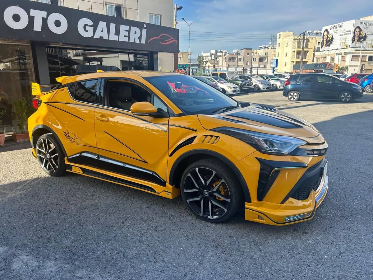 Toyota CHR — görsel 1
