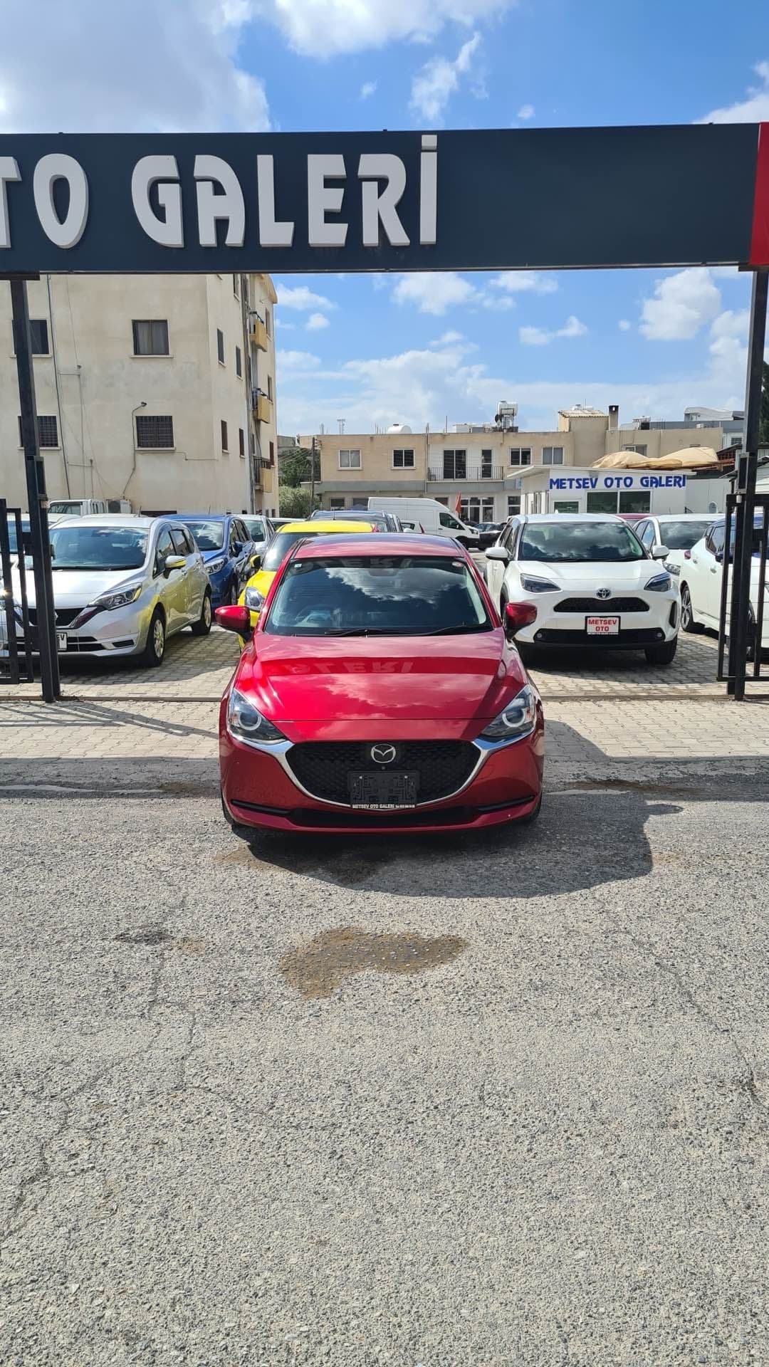 Mazda 2 2021 — görsel 1