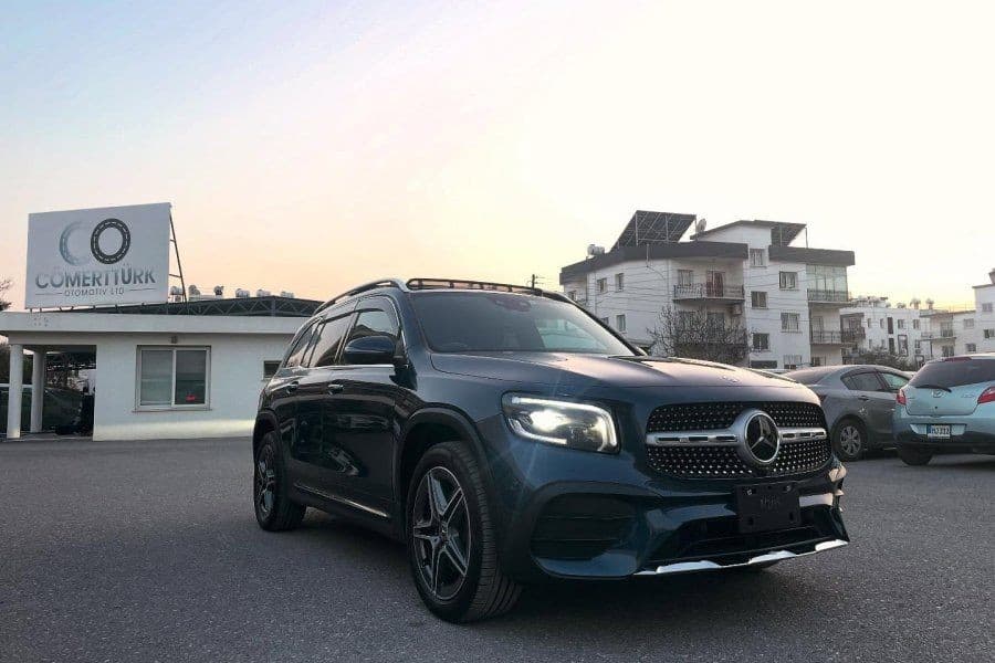 2022 Model Otomatik Mercedes - Benz GLB — görsel 1